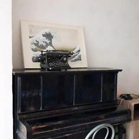 Nola - The Place With The Piano 아파트